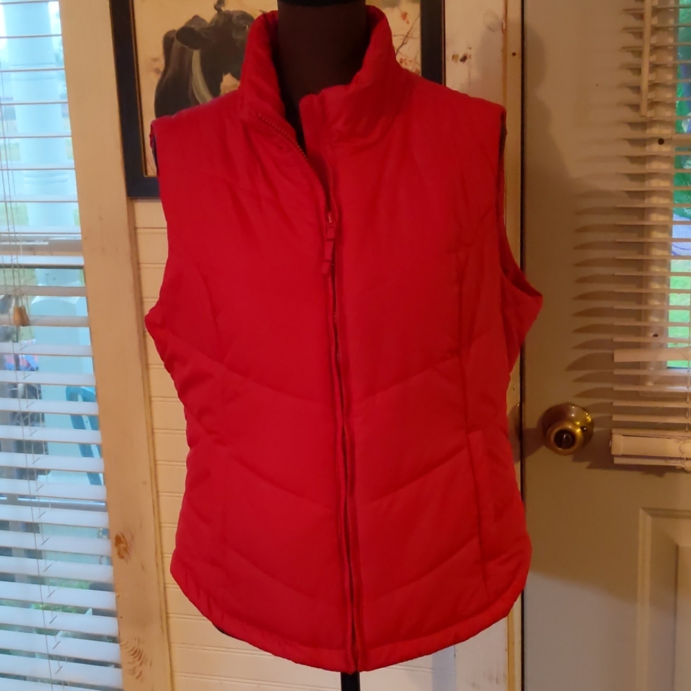 Aeropostale Red & Navy Puffer Vest with Front Zip - Picture 2 of 8